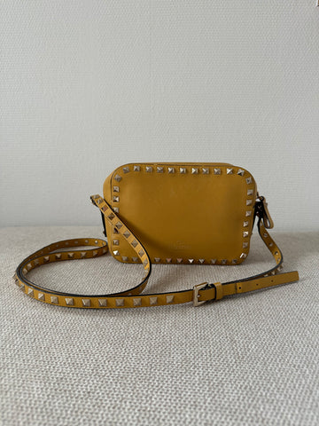 Valentino Garavani Rockstud Camera Crossbody Bag Dark Yellow