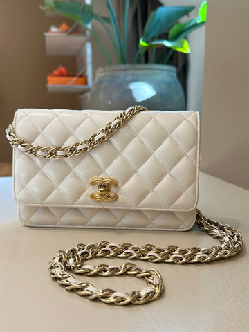 Chanel Wallet On Chain White Lambskin GHW