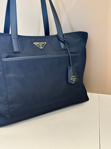 Prada Re-Edition 1978 large Re-Nylon and Saffiano Leather Tote Bag Black