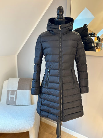 Moncler Talev Giubbotto Long Down Jacket Black