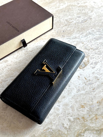 Louis Vuitton Capucines Wallet Black