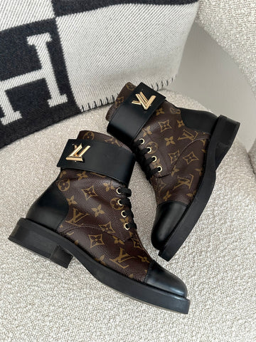 Louis Vuitton Wonderland Flat Rangers Boots Monogram Canvas 35,5