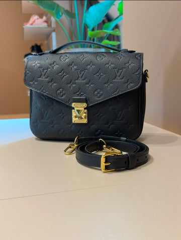 Louis Vuitton Pochette Metis Black Empreinte Leather