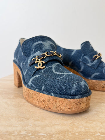 Chanel CC Logo Denim Pumps 38,5