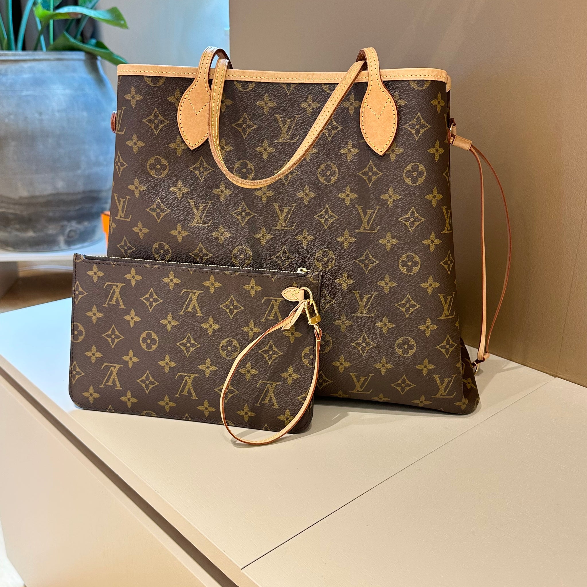Louis Vuitton Neverfull GM Monogram Canvas