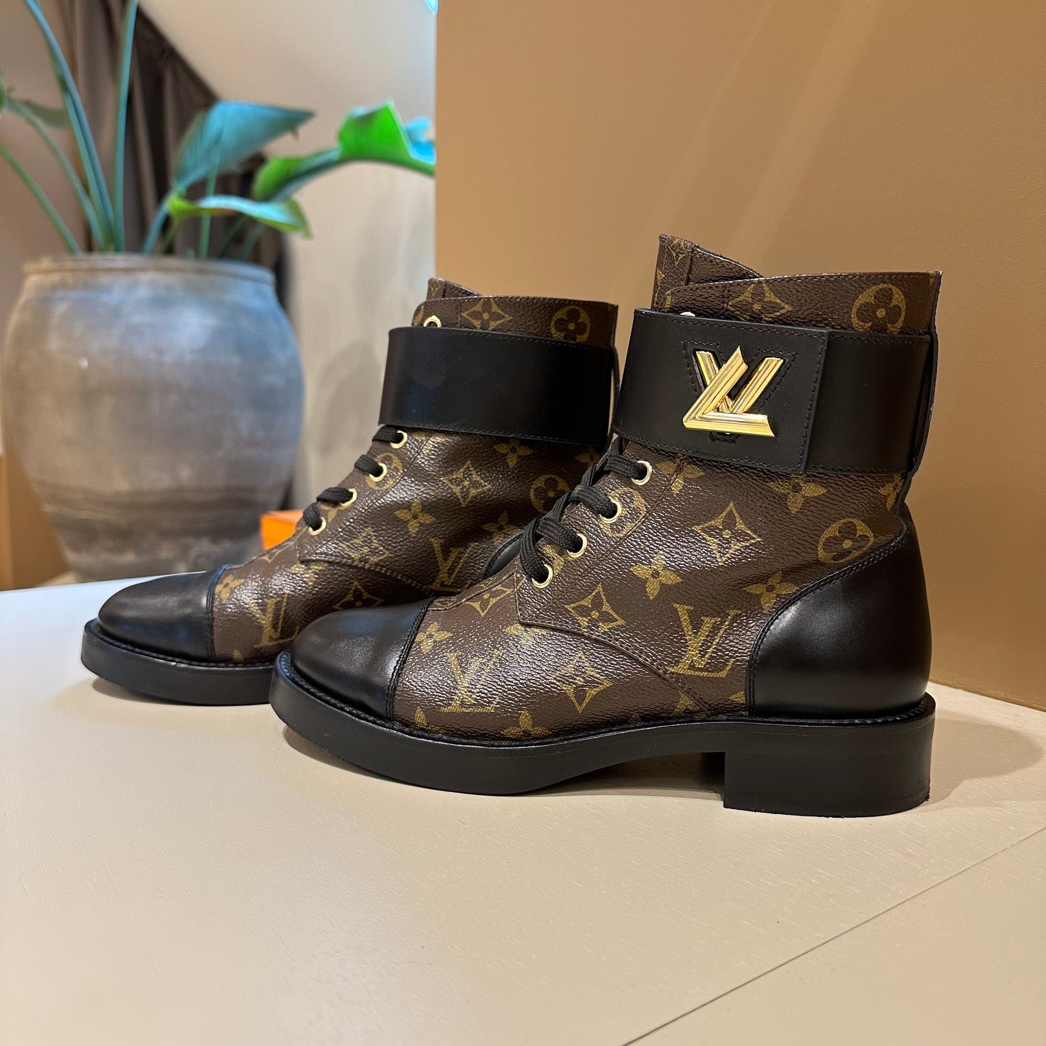 Louis Vuitton Wonderland Flat Rangers Boots Monogram Canvas 38