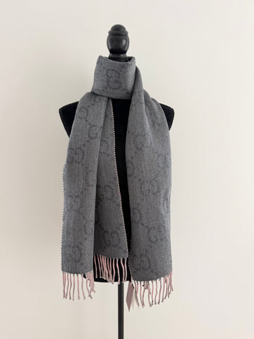 Gucci GG Jacquard Wool Reversible Scarf Grey Metallic/Pink