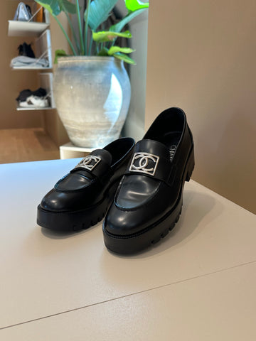 Chanel CC Logo Platform Loafers 39