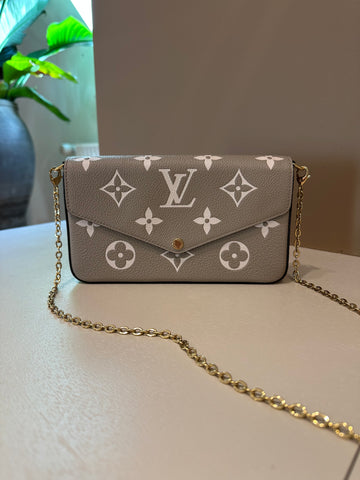 Louis Vuitton Pochette Felicie Monogram Empreinte Leather