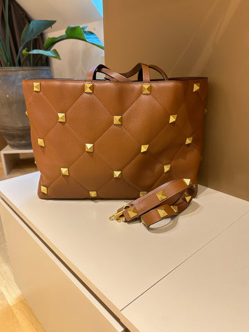 Valentino Garavani Large Roman Stud Tote Bag Saddle Brown