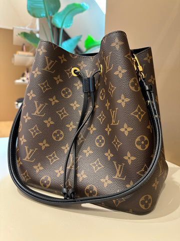 Louis Vuitton Néonoé Monogram Canvas Black