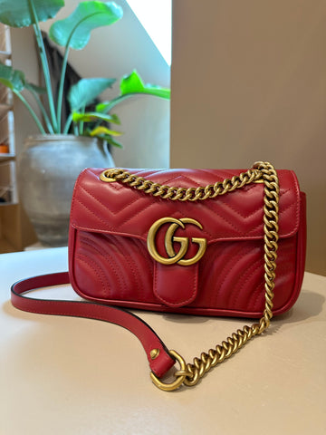 Gucci GG Marmont Mini Shoulder Bag Red GHW
