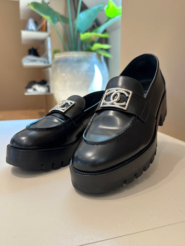 Chanel CC Logo Platform Loafers 39