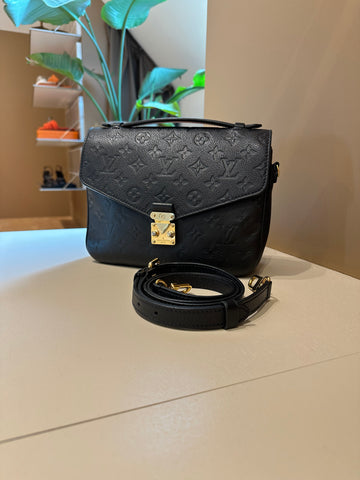 Louis Vuitton Pochette Metis Black Monogram Empreinte Leather