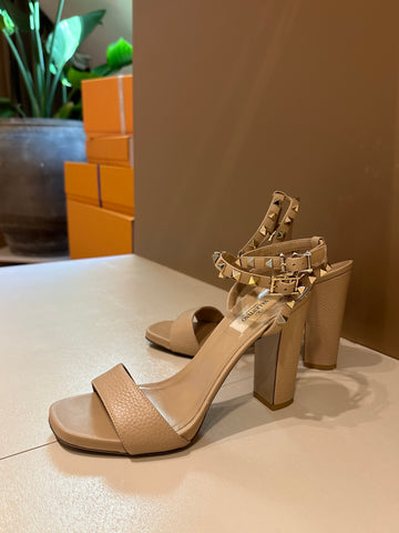 Valentino Garavani Rockstud Block Heel Sandals 39