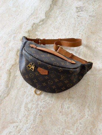 Louis Vuitton Bumbag Monogram Canvas