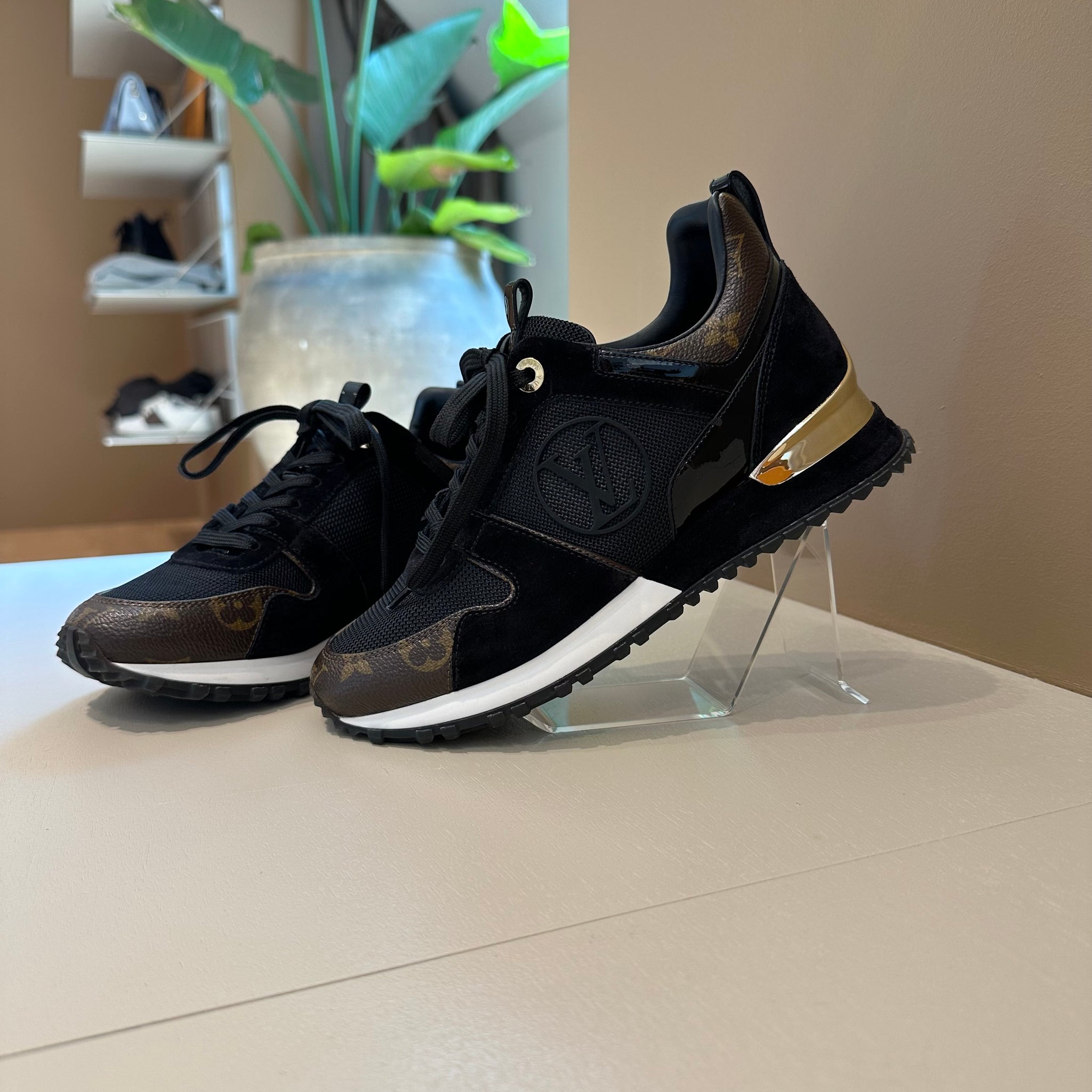 Louis Vuitton Run Away Trainers Monogram 36