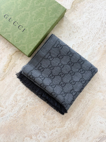 Gucci GG Jacquard Knitted Scarf Grey