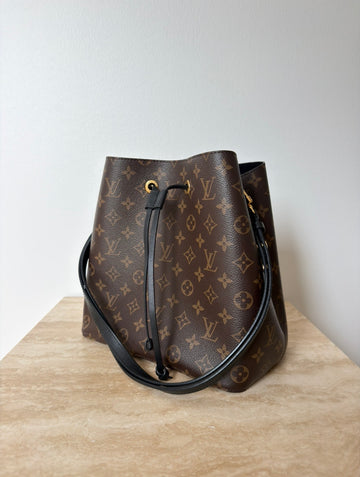 Louis Vuitton Néonoé Monogram Canvas Black