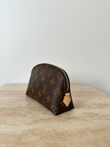 Louis Vuitton Cosmetics Pouch Monogram Canvas