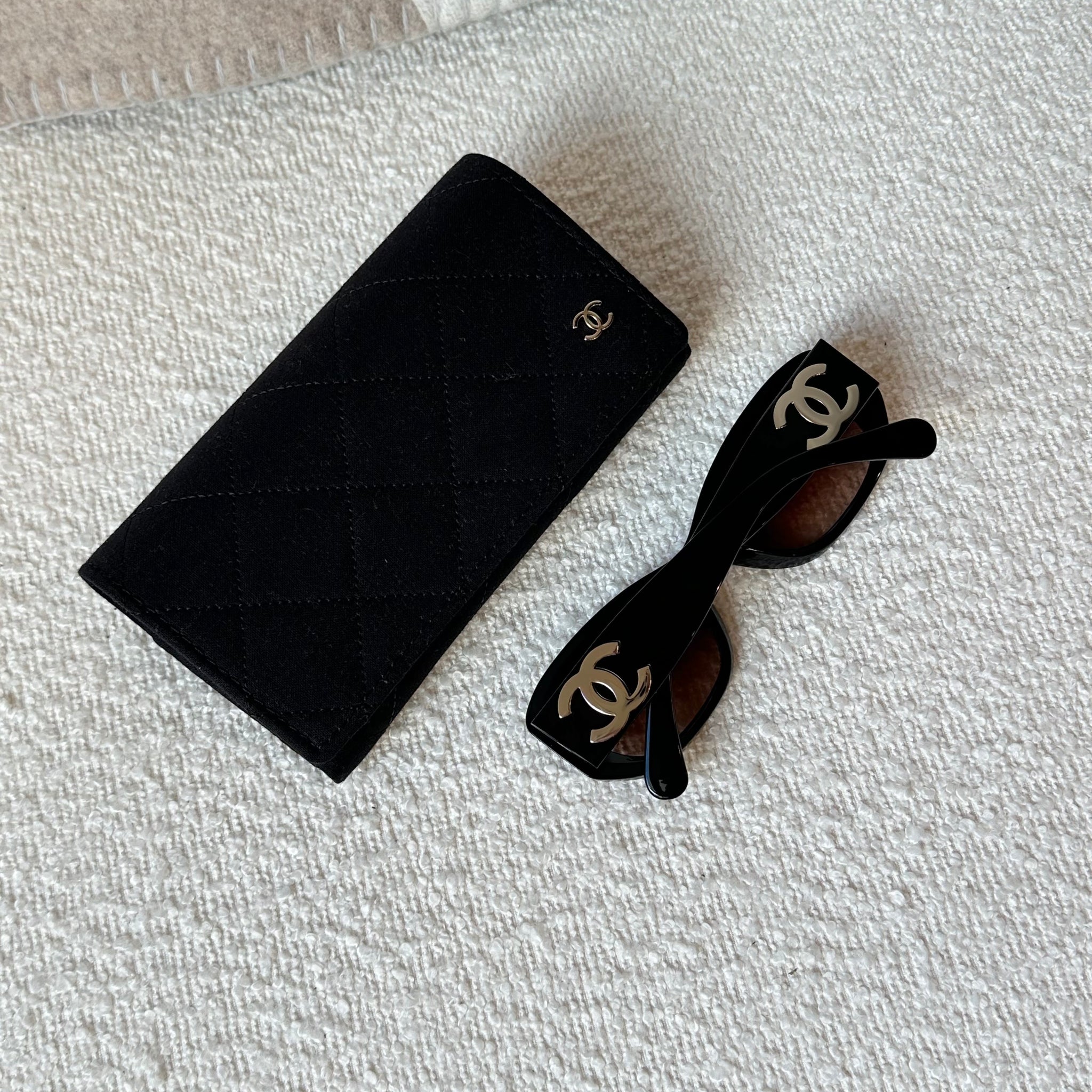 Chanel CC Logo Sunglasses Black