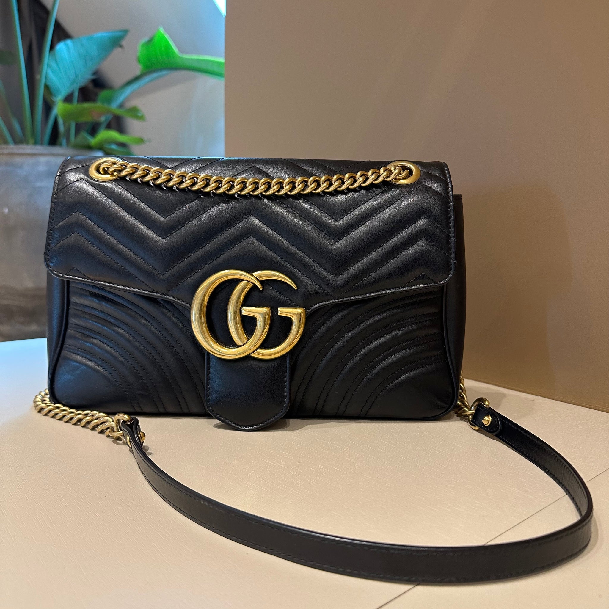 Gucci GG Marmont Medium Bag Black