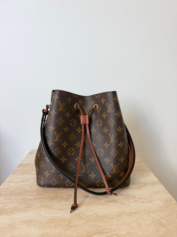 Louis Vuitton Néonoé MM Monogram Canvas Caramel