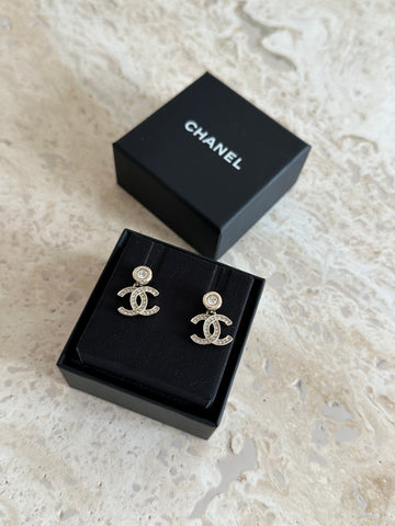 Chanel Small CC Boucles Pendant Gold