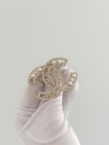 Chanel CC Large Broche Gold with Pearls & Crystals