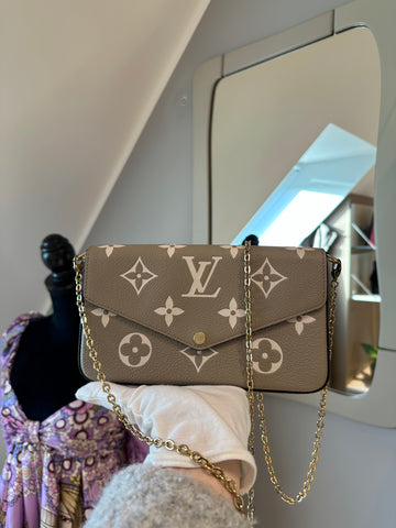 Louis Vuitton Pochette Felicie Monogram Empreinte Leather