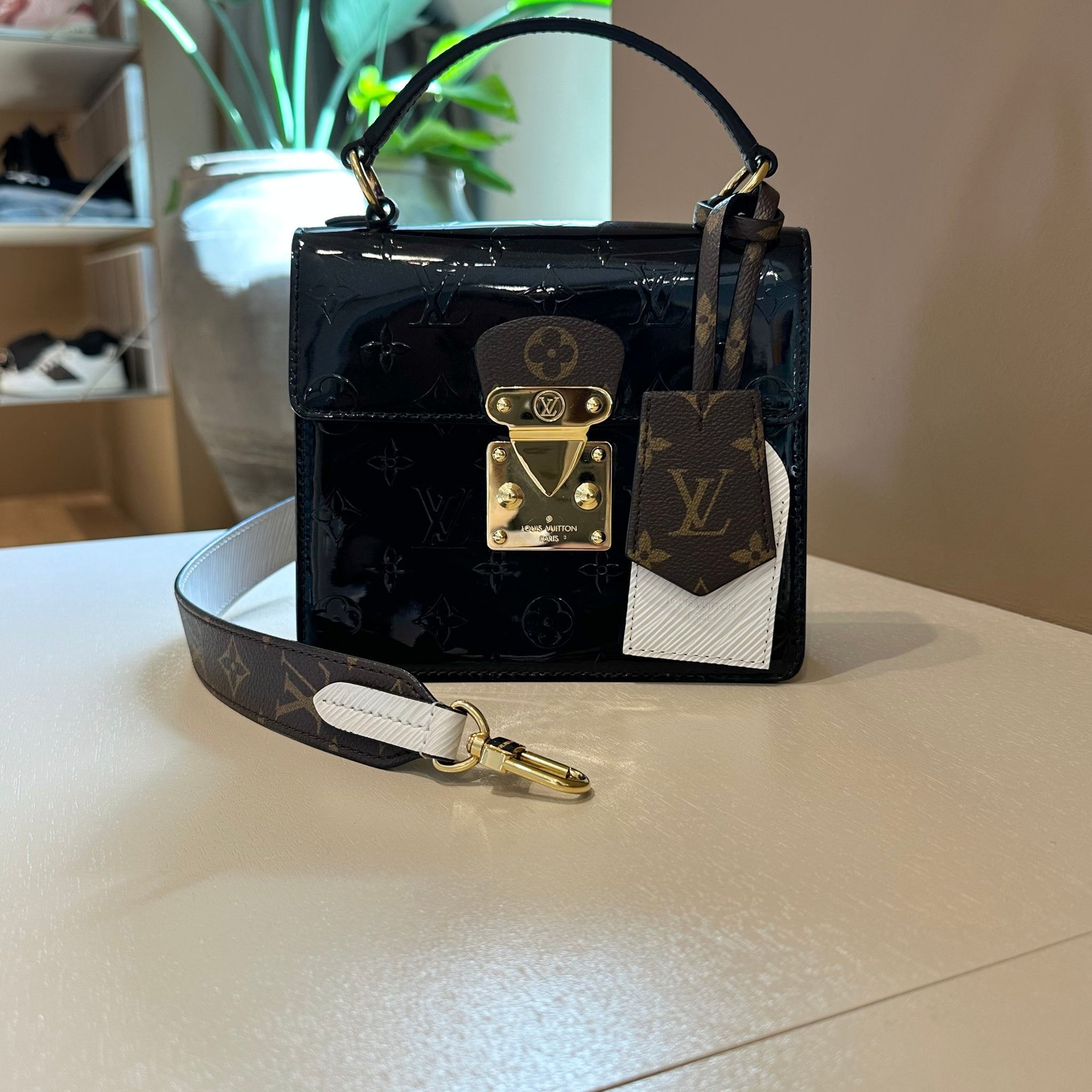 Louis Vuitton Spring Street Black Monogram Vernis Leather