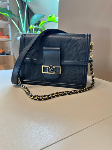 Louis Vuitton Dauphine MM Black