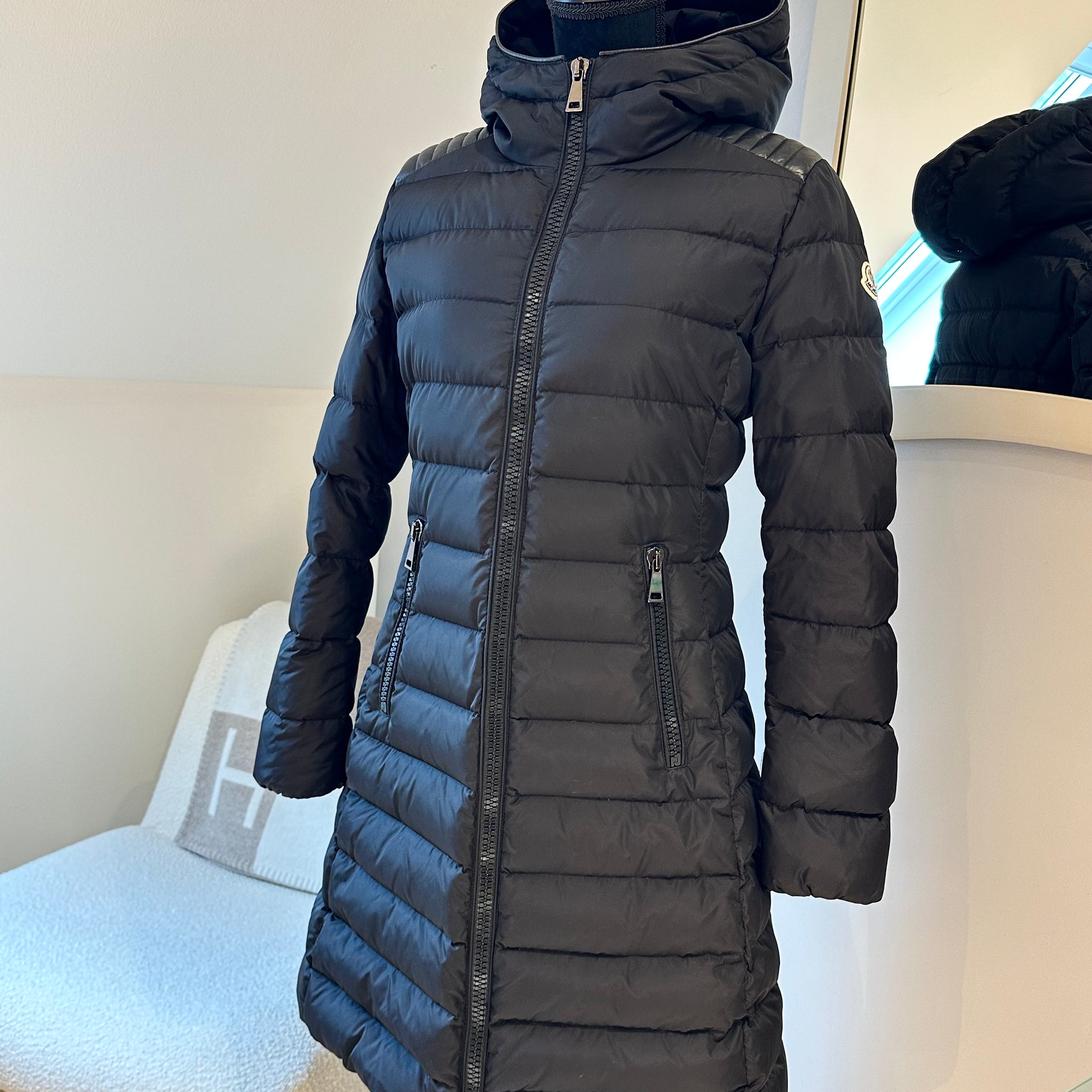 Moncler Talev Giubbotto Long Down Jacket Black
