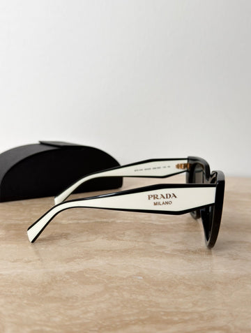 Prada Sunglasses Black/white