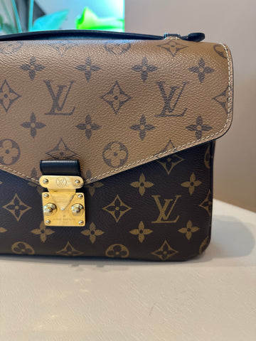Louis Vuitton Pochette Metis Reverse Monogram Canvas