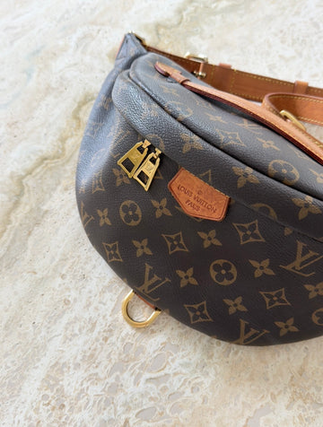 Louis Vuitton Bumbag Monogram Canvas
