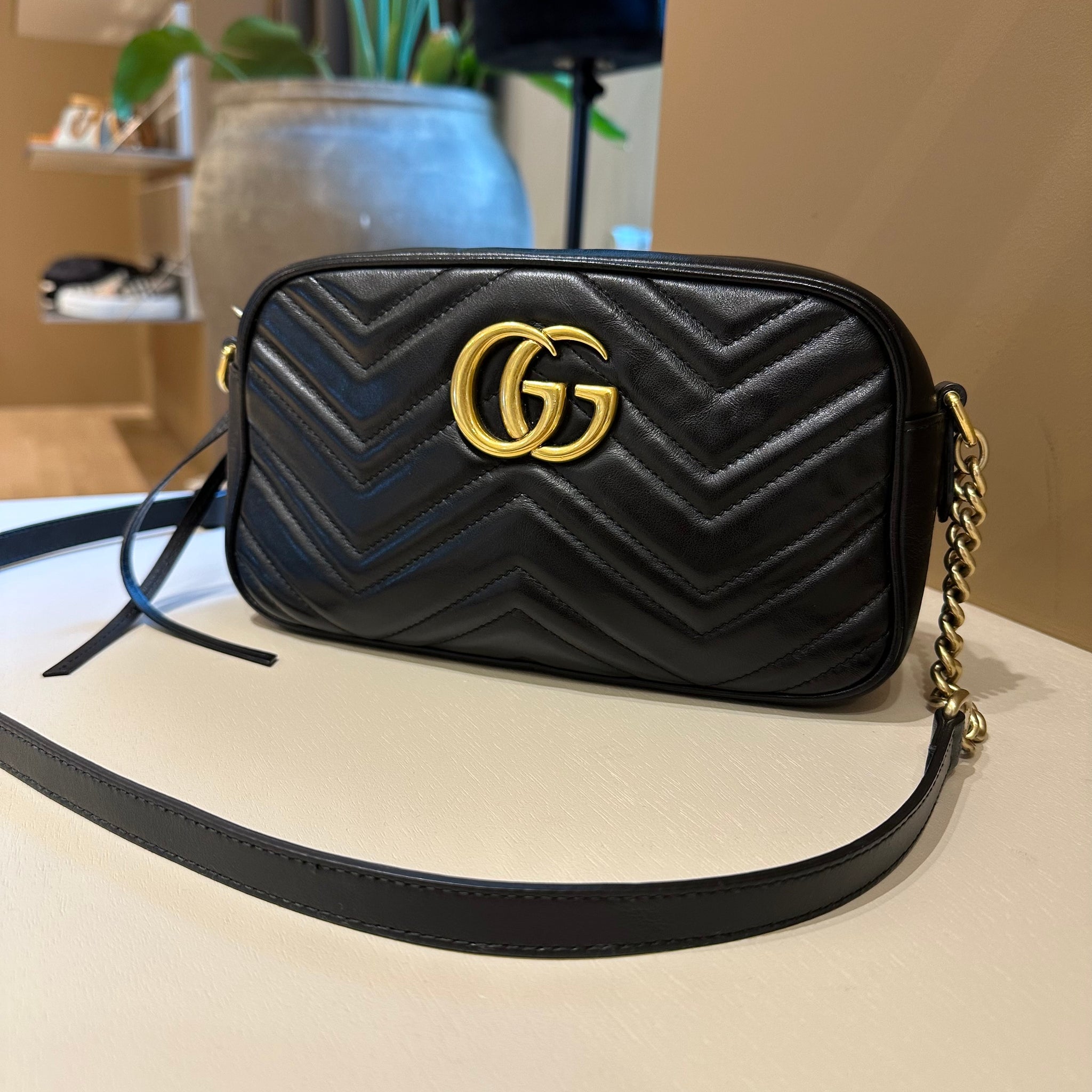 Gucci GG Marmont Small Matelassé Bag Black