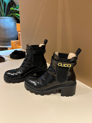 Gucci Trip Leather Logo-Strap Boots Black 37