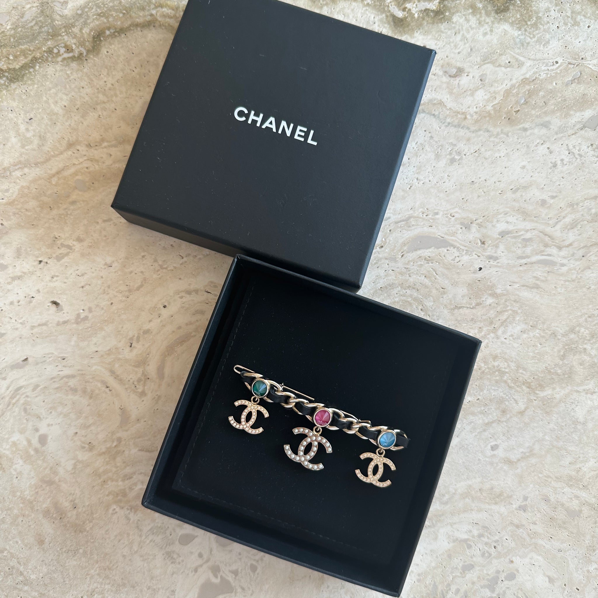 Chanel CC Barrette