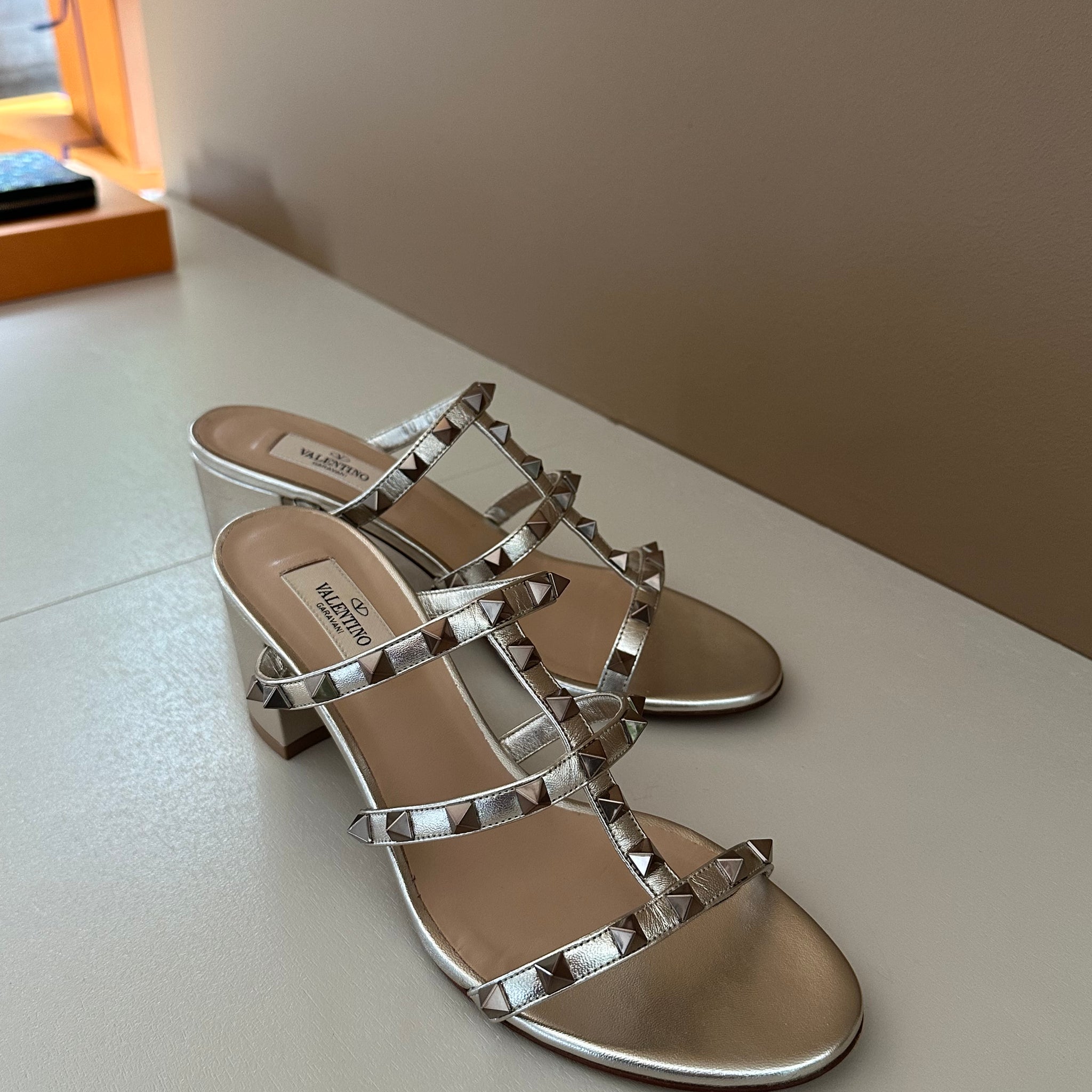 Valentino Garavani Rockstud 60 mm Metallic Sandals 39