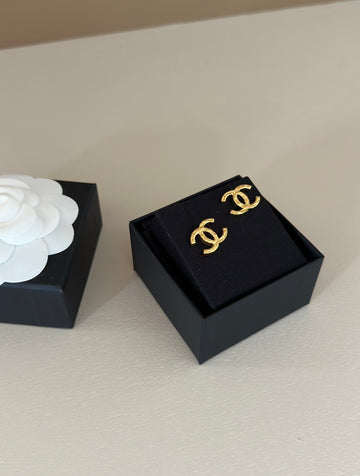 Chanel CC Boucles Gold