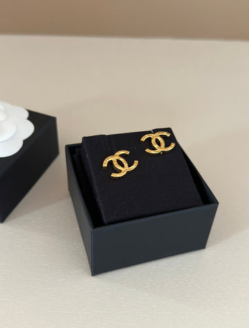 Chanel CC Boucles Gold