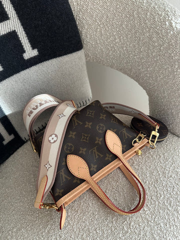 Louis Vuitton Neverfull bb Monogram Canvas