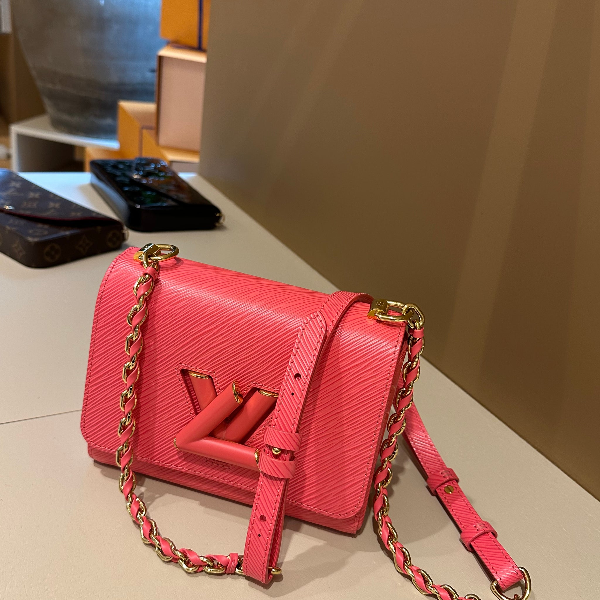 Louis Vuitton Twist PM Pink