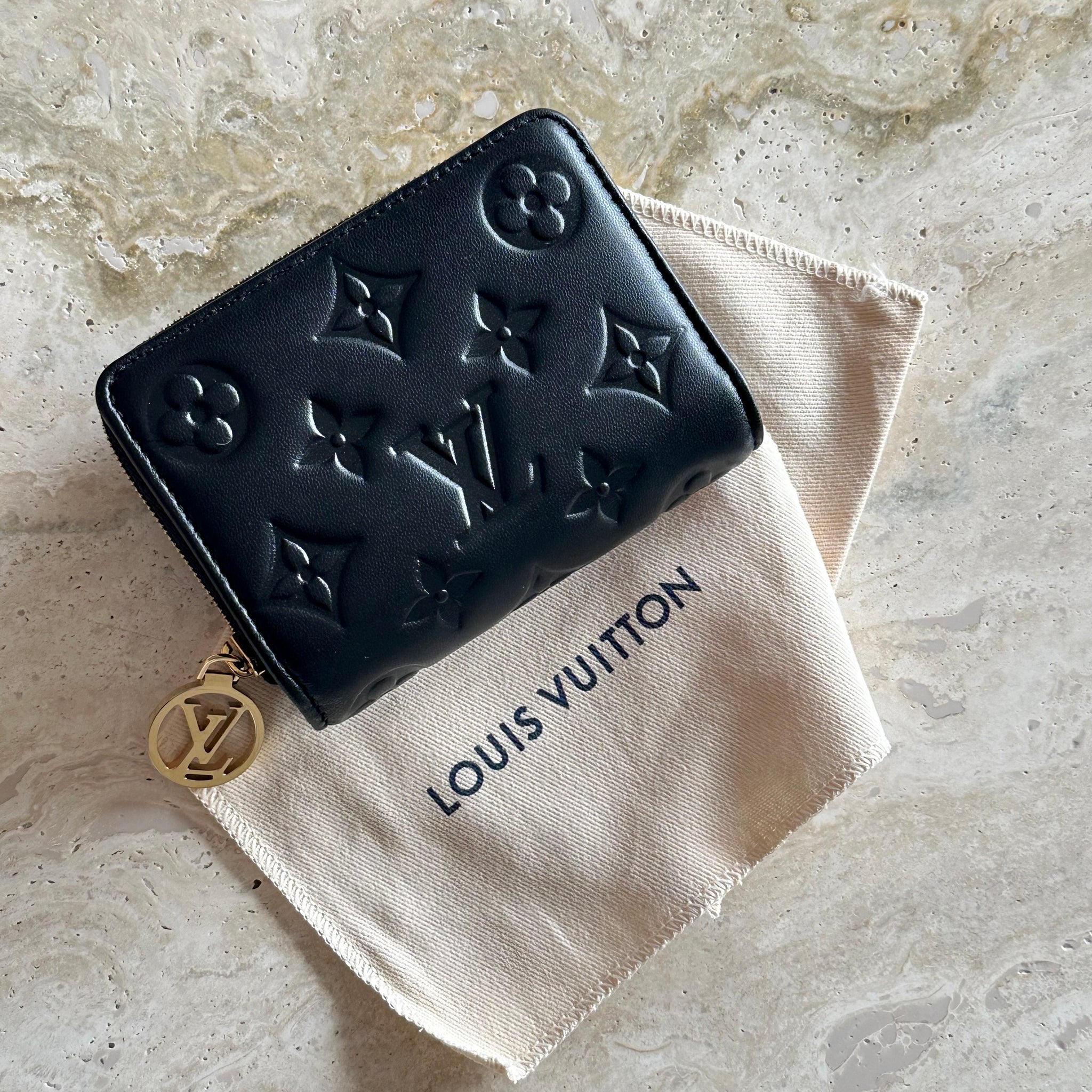 Louis Vuitton Lou Coussin Wallet Black